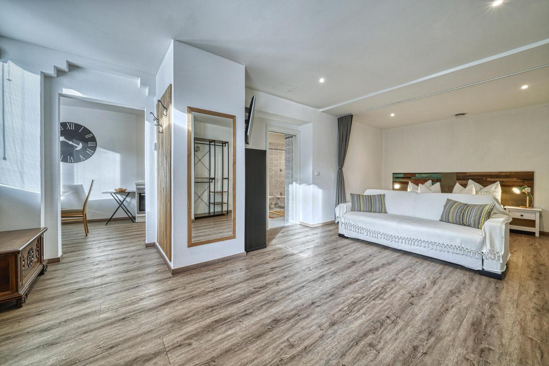 Apartment Roemerbruecke - Ponte Romano Merano Exterior photo